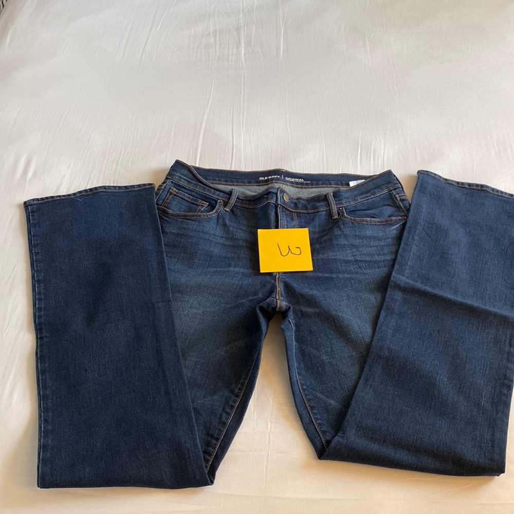 Old navy boot, cut jeans